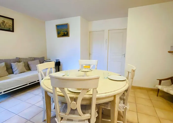 빌라 En Plein Centre Du Village, De Plain Pied Et Renovee En 2008 Saint-Martin-de-Ré